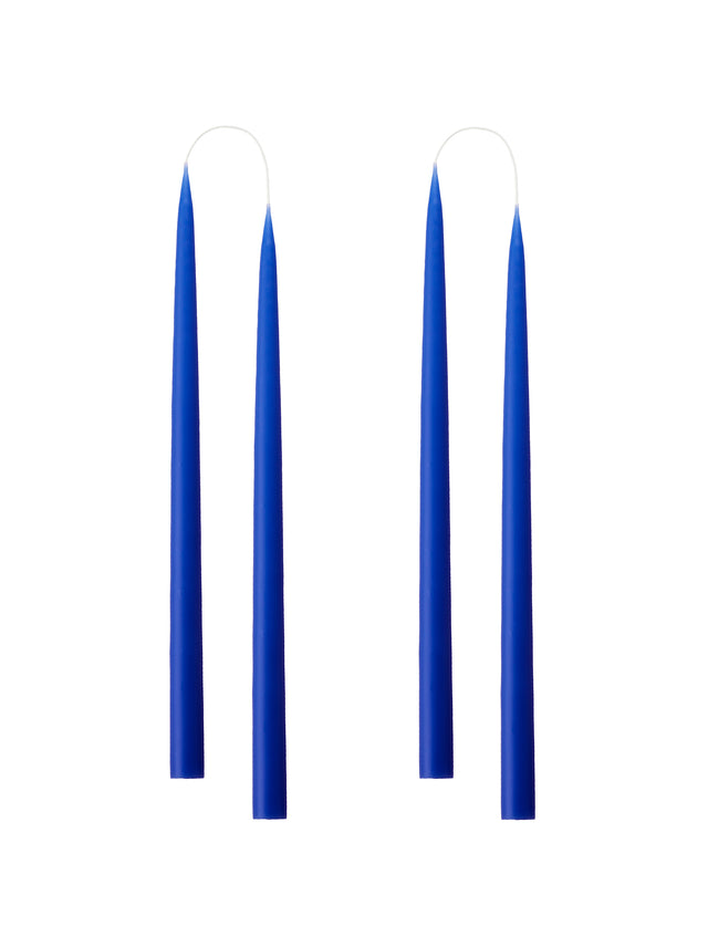 Vier konische Stabkerzen in Cobalt Blue, 35 Zentimeter hoch