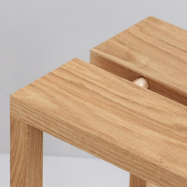 PEG STOOL | Hocker aus Eiche Natur