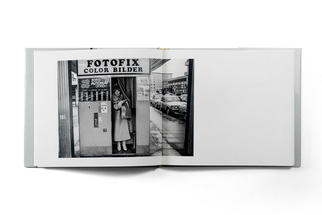 Das Land des Lächelns – Schwarzweiß-Fotografie aus Ostwestfalen-Lippe