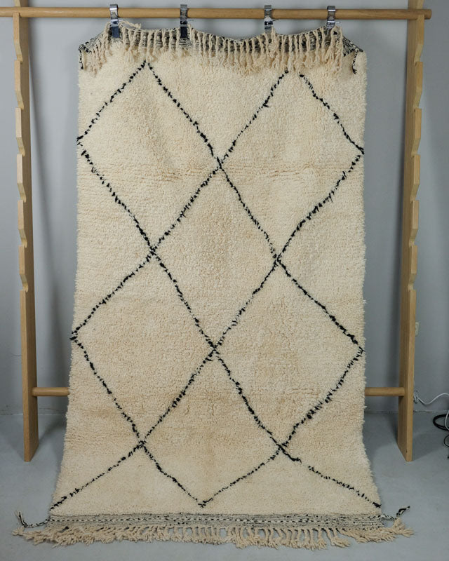Beni Ourain in Creme mit Kelimrand | 1,39 x 2,70 m